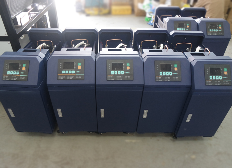 模溫機(jī)在塑料薄膜行業(yè)生產(chǎn)過程中的作用和應(yīng)用